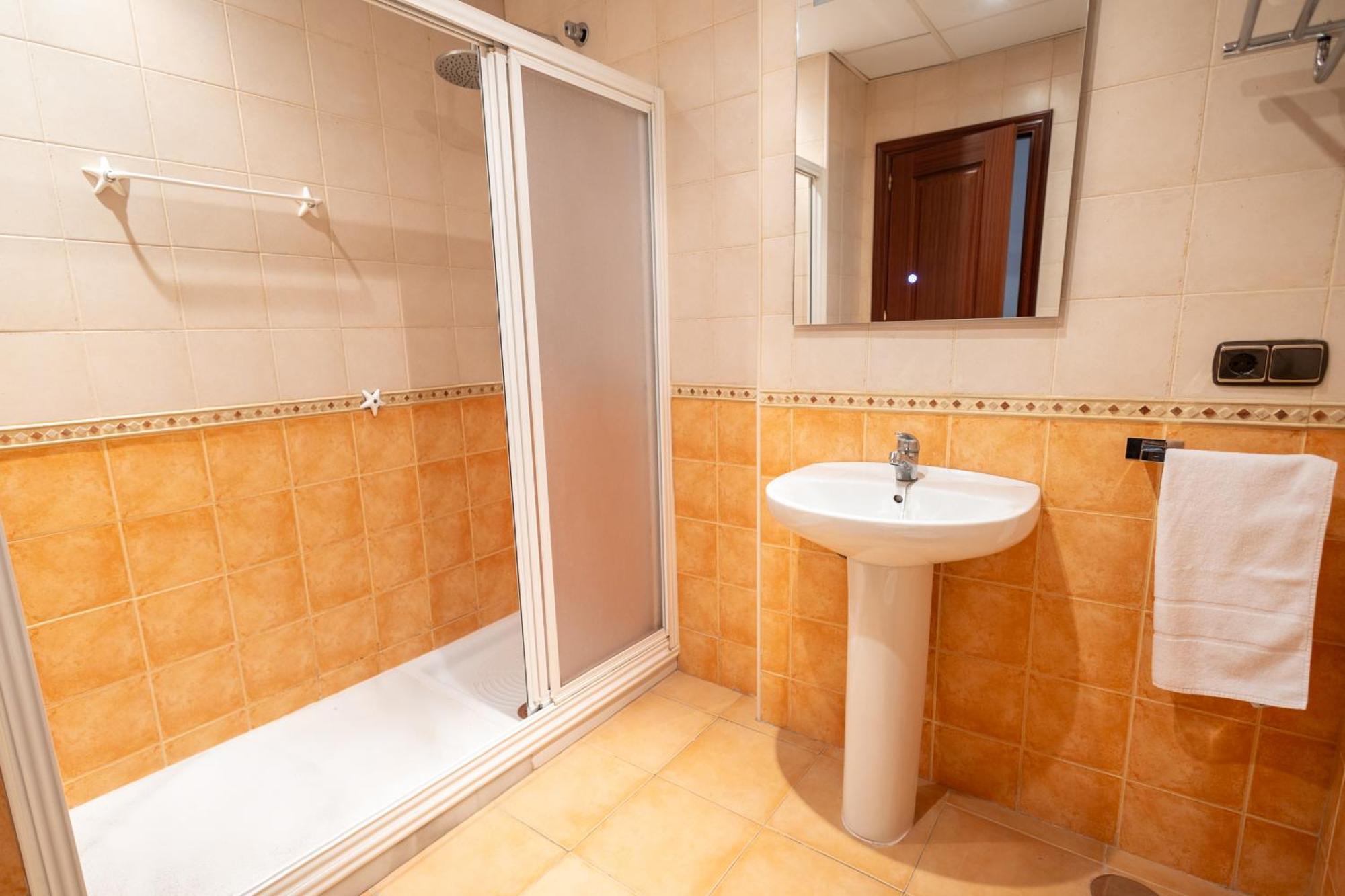 Grande Apartamento Familiar Seville Luaran gambar