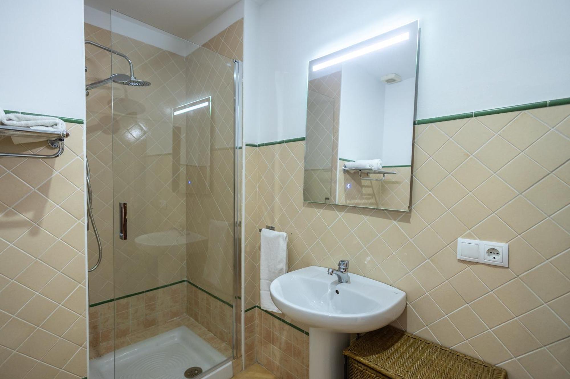 Grande Apartamento Familiar Seville Luaran gambar